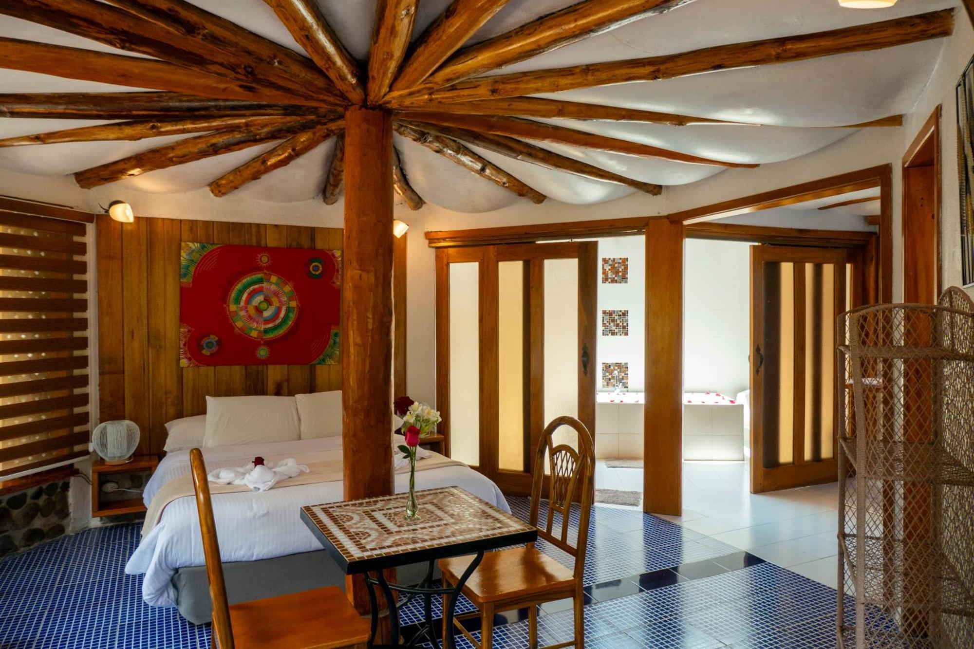 Saguamby Mindo Lodge エクステリア 写真