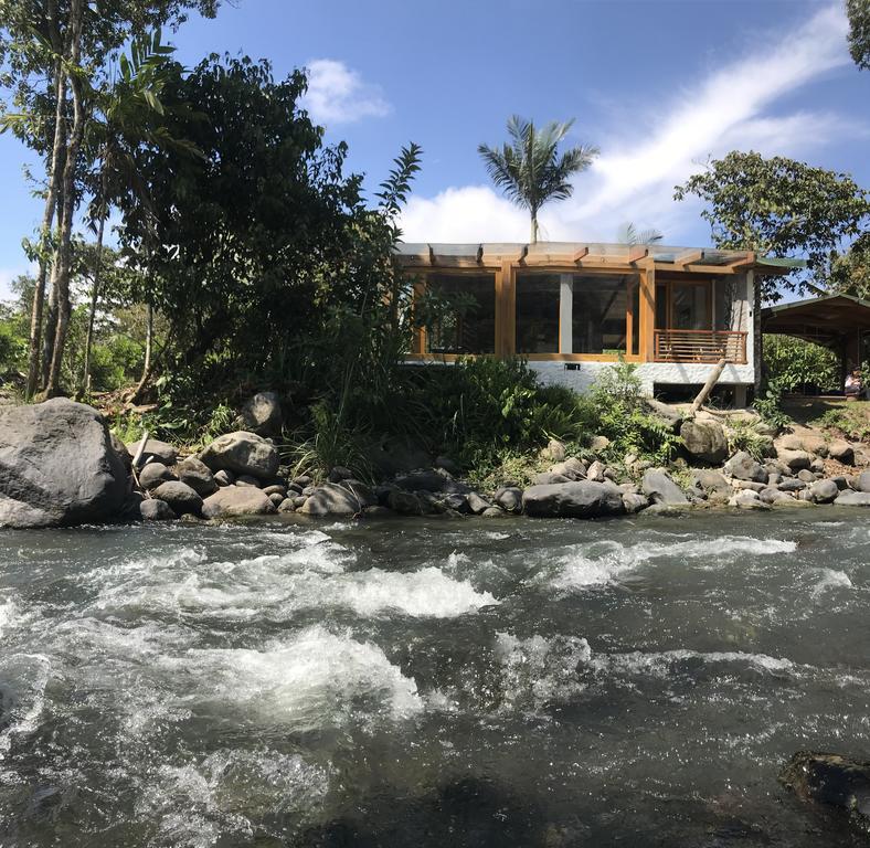 Saguamby Mindo Lodge エクステリア 写真
